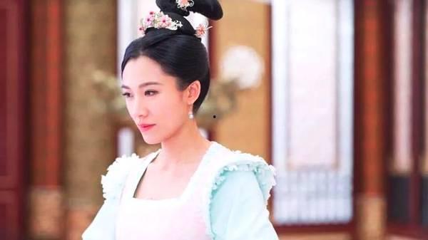 上司 人妻 无码先锋,人妻的无码先锋之旅