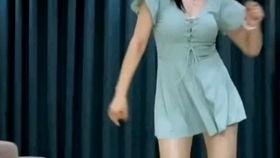 通勤电车丝袜教师,通勤电车上的时尚与教育魅力