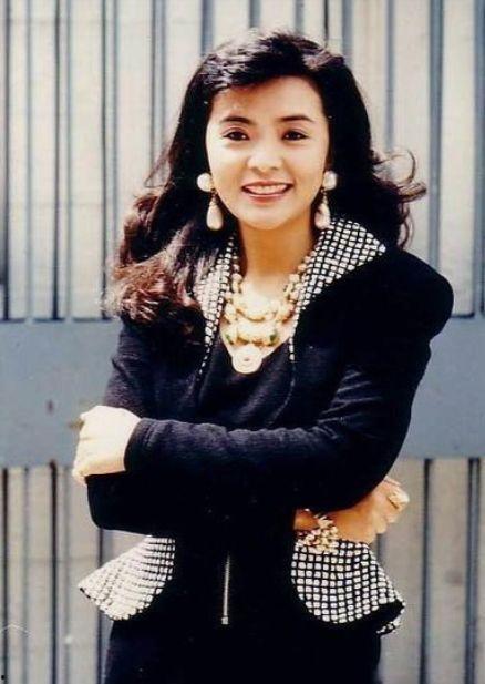 香港女明星陈玉莲,香港影视圈的璀璨明珠