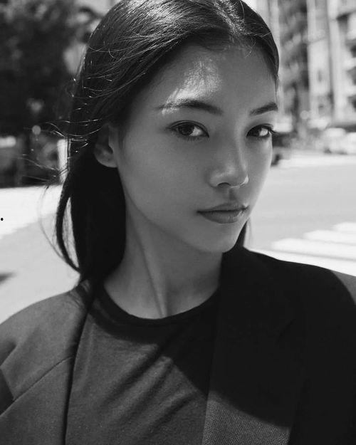 日本 法国混血超模,日本法国混血超模的时尚传奇