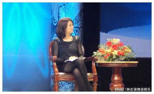 各央视主持人丝袜,揭秘央视主持人的时尚魅力